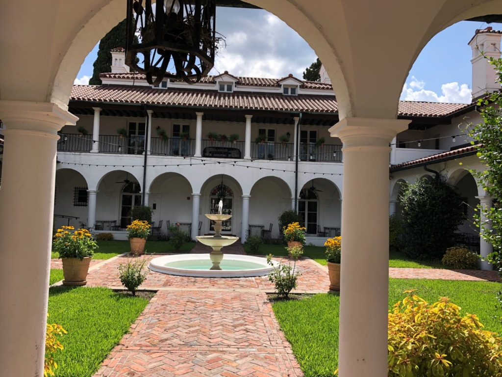 Courtyard at Crane Cottage