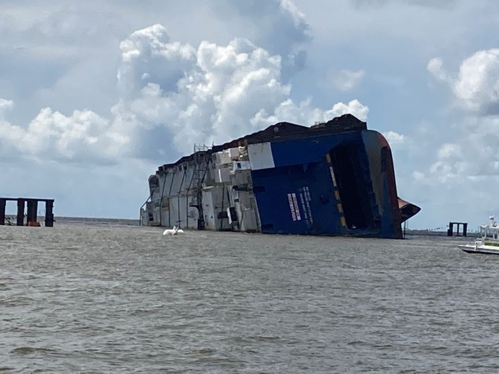 Golden Ray aground at Brunswick GA