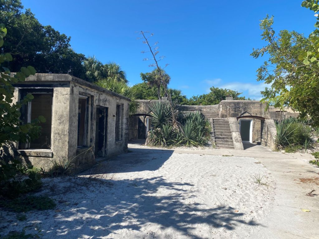 Egmont Key barracks and battery